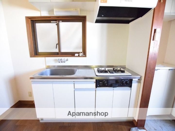 神奈川県相模原市南区古淵5丁目の賃貸アパートのキッチン