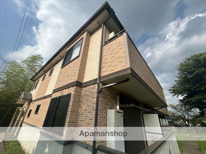 神奈川県川崎市麻生区岡上の賃貸アパートの外観