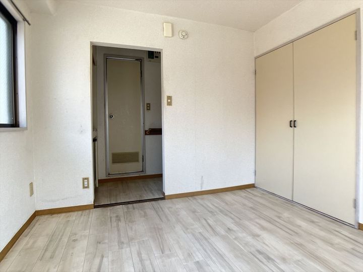 神奈川県相模原市中央区相模原5丁目の賃貸マンションの内装