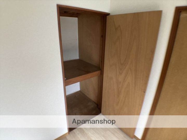 神奈川県相模原市南区大野台2丁目の賃貸アパートの内装