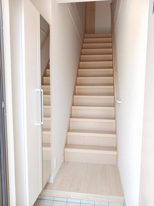 ヴァンベール シャテーニュA棟の玄関