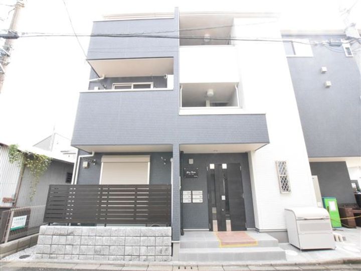 グランハイムの外観