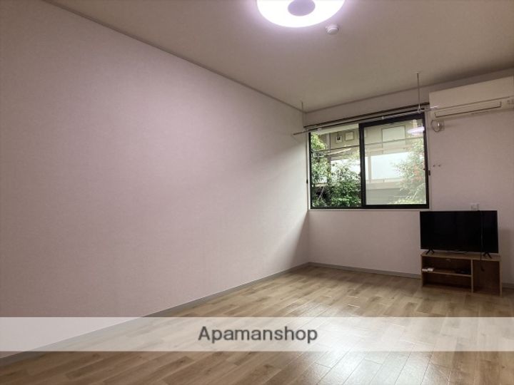 アイビスレジデンス玉川学園の居間