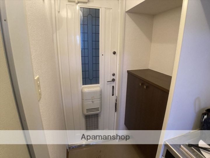 アイビスレジデンス玉川学園の玄関