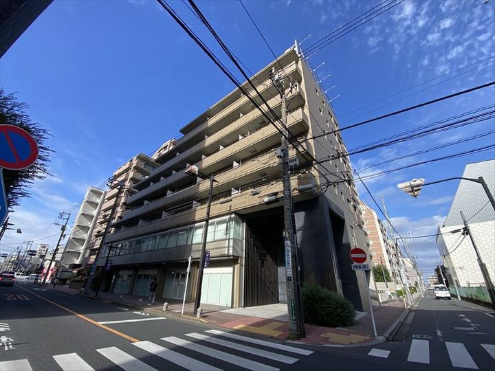 東京都町田市中町1丁目の賃貸マンションの外観