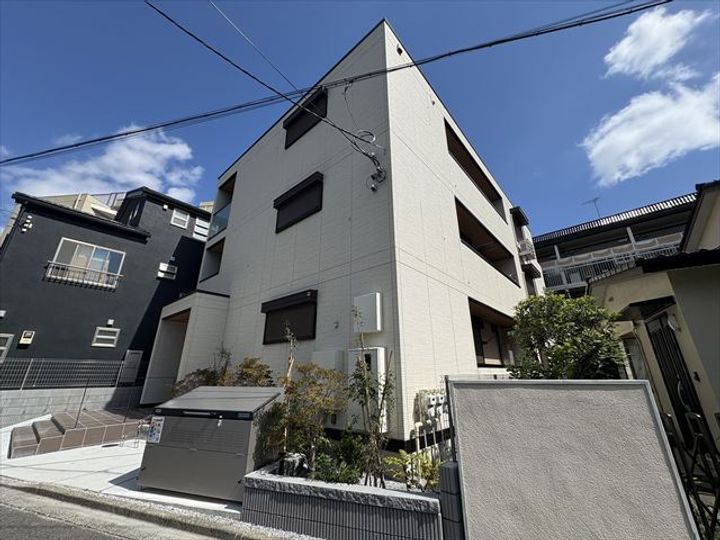 ピンウィール南台の外観