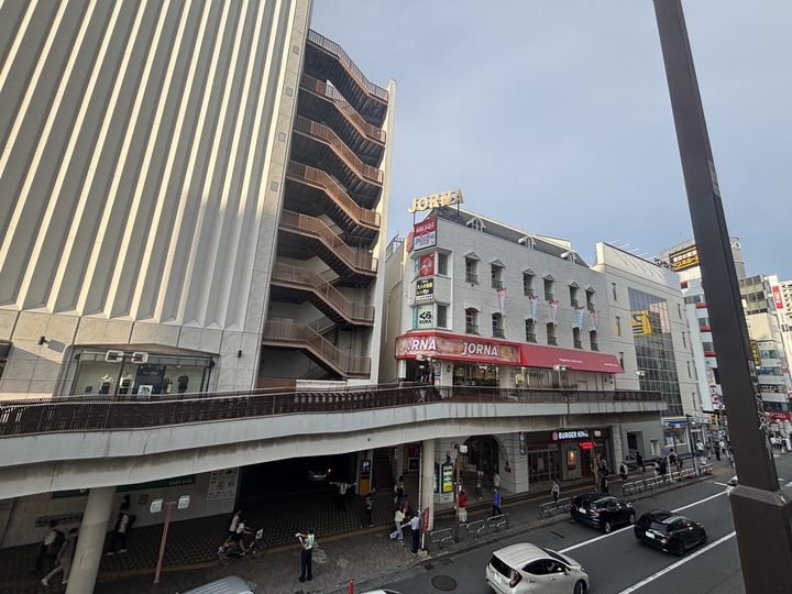 D-ROOM Nの周辺