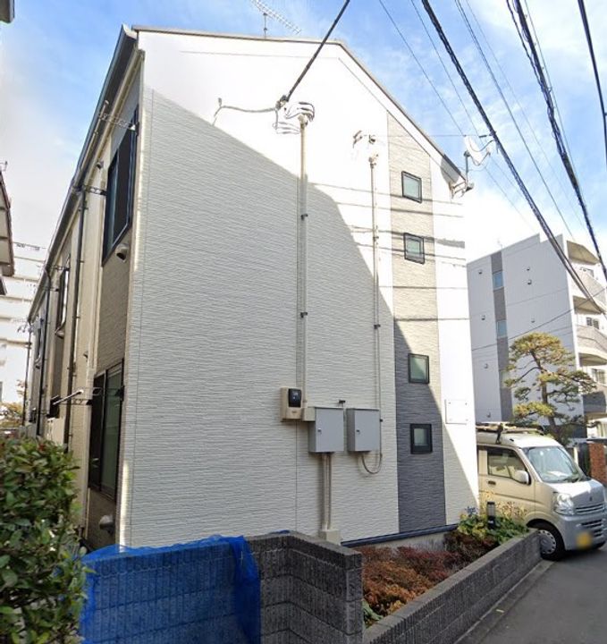 レオネクストKOMIYAの外観