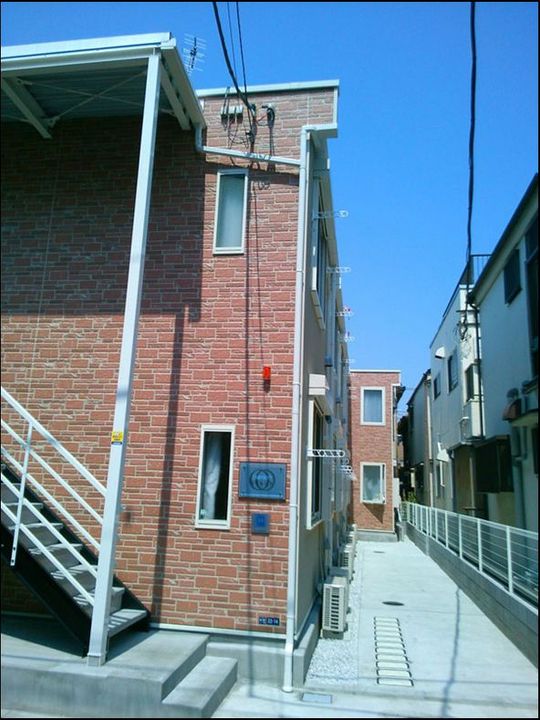 レオネクストロリエンテの外観