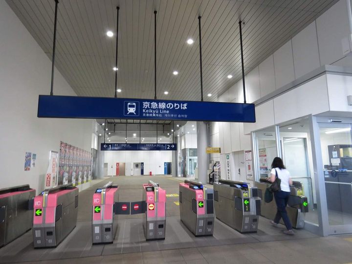 レオネクストロリエンテの周辺