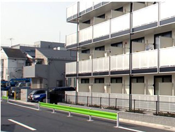 レオパレスベルファムの外観