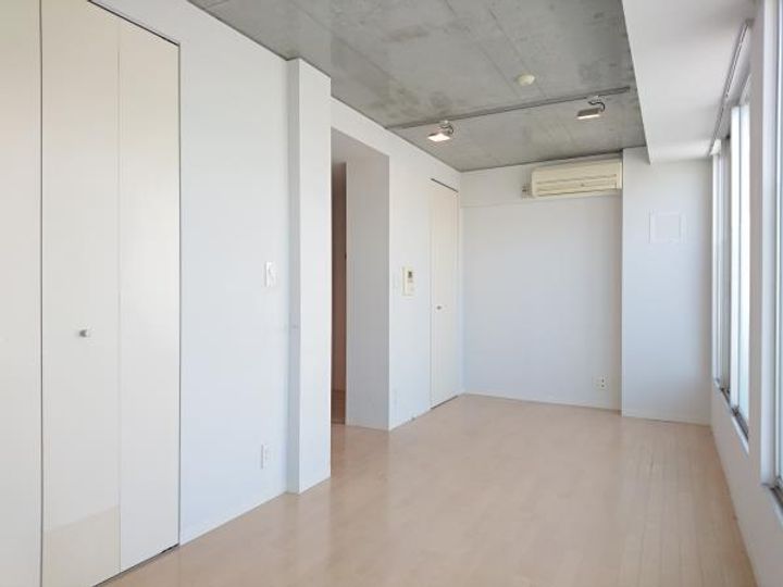 KDXレジデンス自由が丘の居間