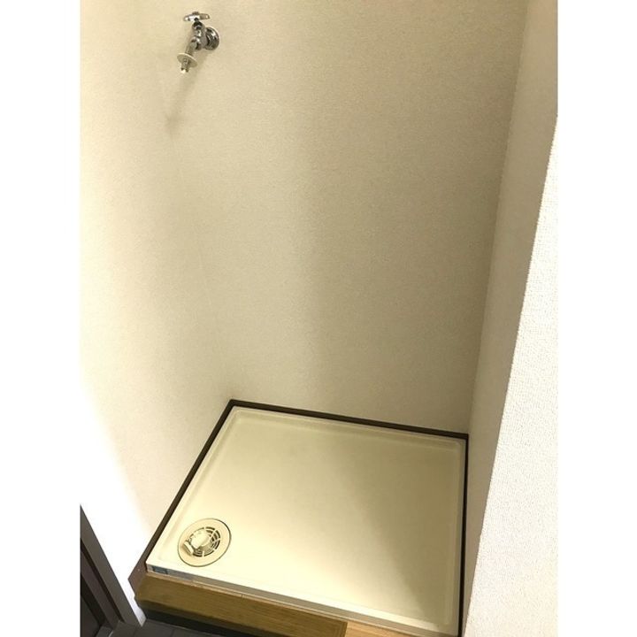 ポート旗の台の内装
