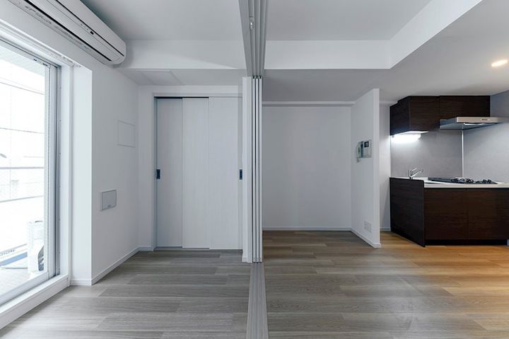 レジディア新川の居間