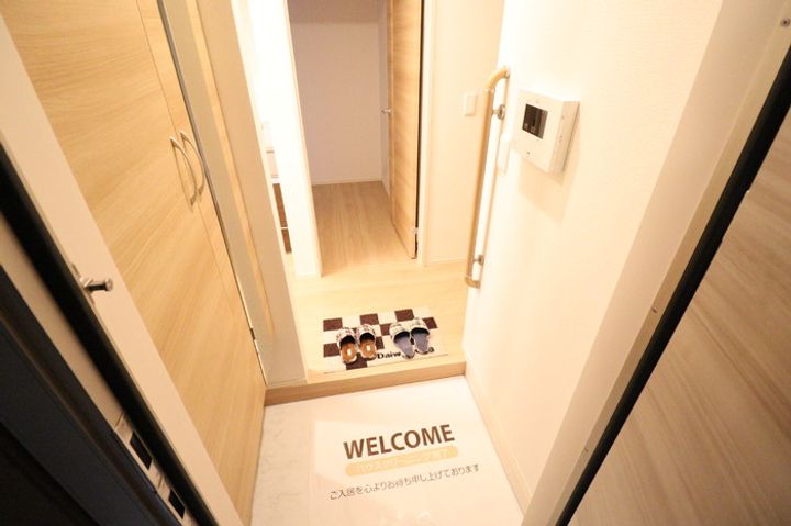 クレスタの玄関