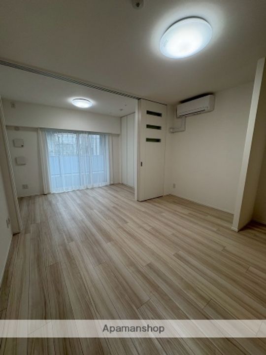 クレストコート池上六丁目の居間