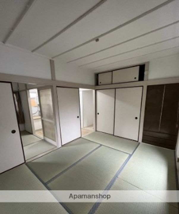 松野荘202の居間