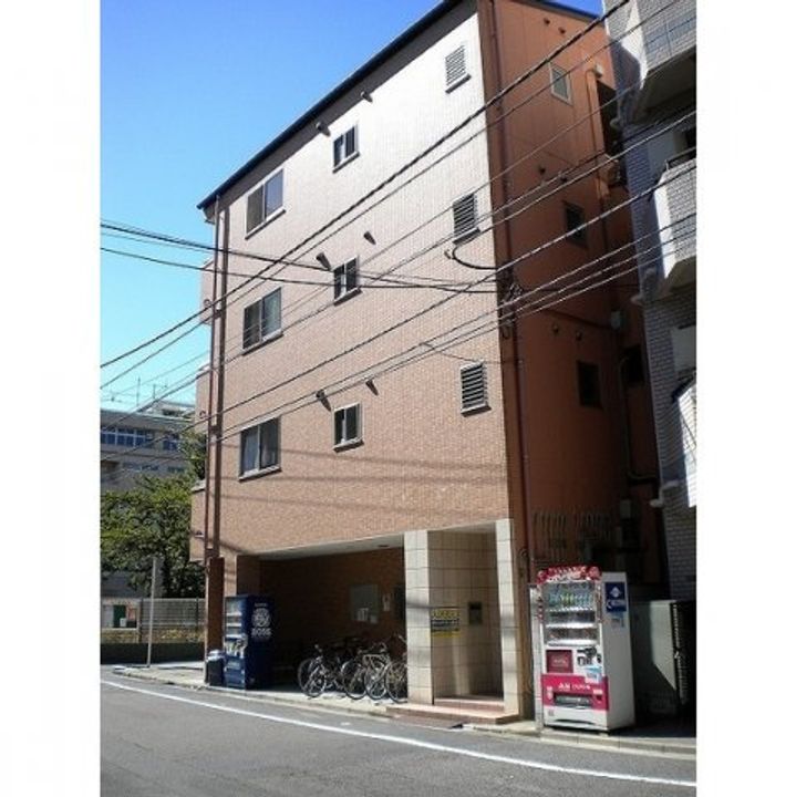 グランドール北上野の外観