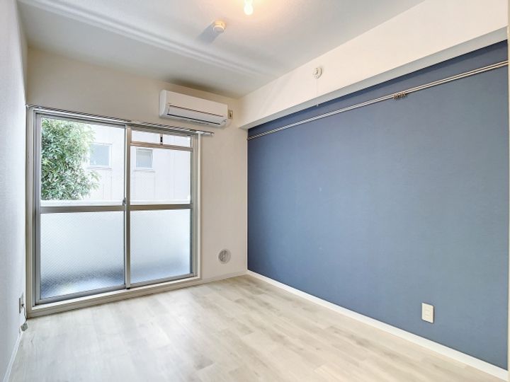 東京都大田区仲六郷1丁目の賃貸マンションの居間