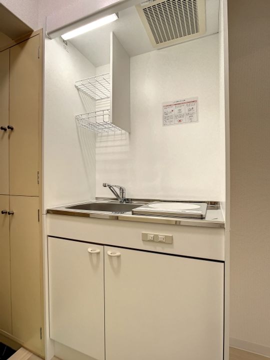 東京都大田区仲六郷1丁目の賃貸マンションのキッチン