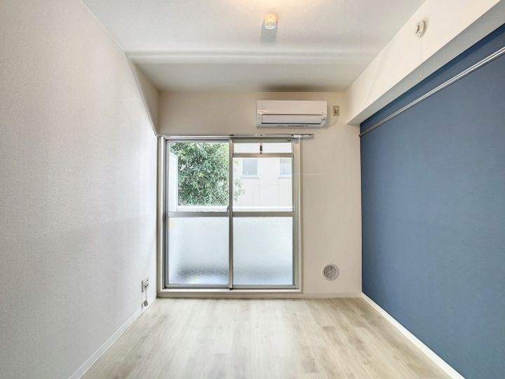 東京都大田区仲六郷1丁目の賃貸マンションの居間