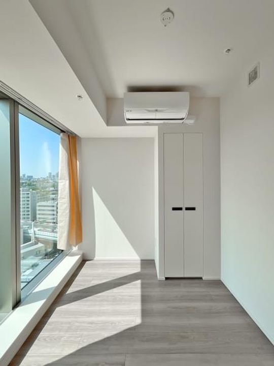 白金ザ・スカイ西棟の居間