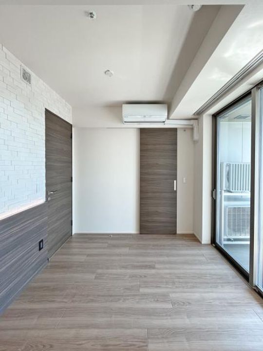 白金ザ・スカイ西棟の居間