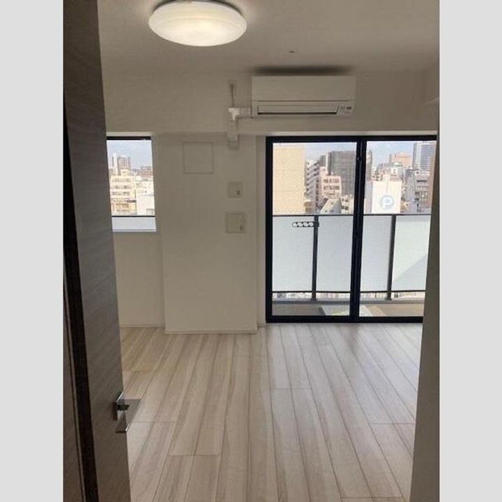 SーRESIDENCE新御徒町WESTの居間