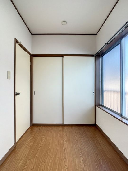 東京都大田区矢口2丁目の賃貸アパートの居間