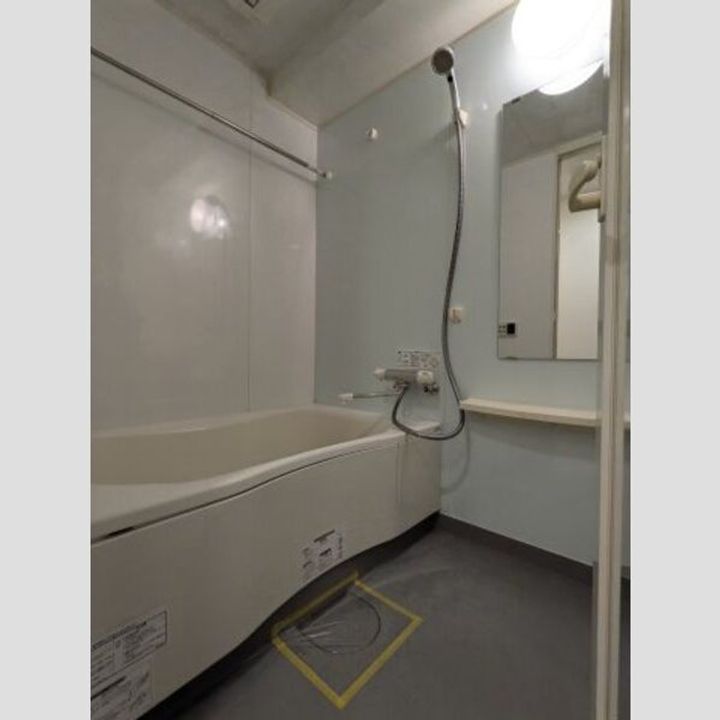 エルエースイート上野の風呂