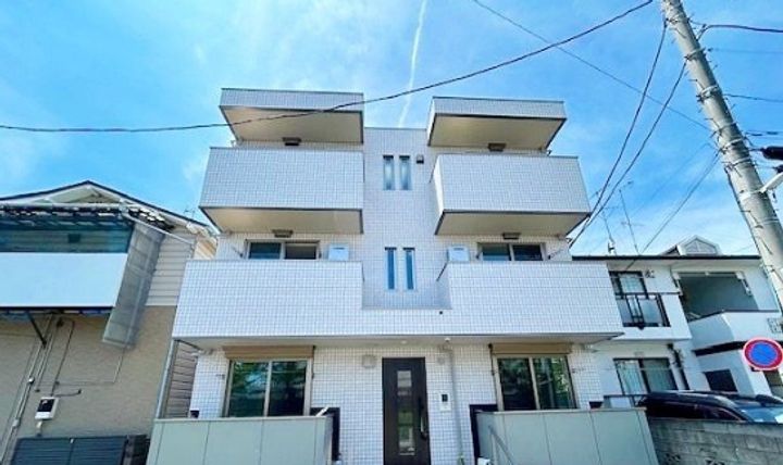 ベルヴィル殿町Ⅲ202号室の外観