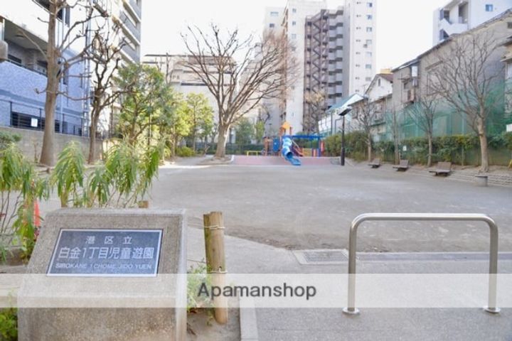 クレストコート白金高輪の周辺