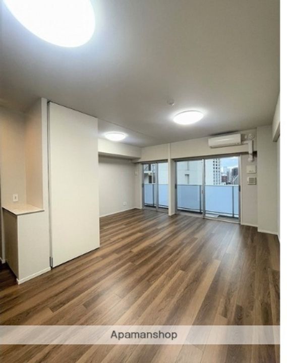 クレストコート白金高輪の居間