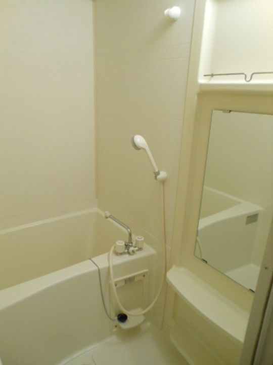 東京都港区芝3丁目の賃貸マンションの風呂