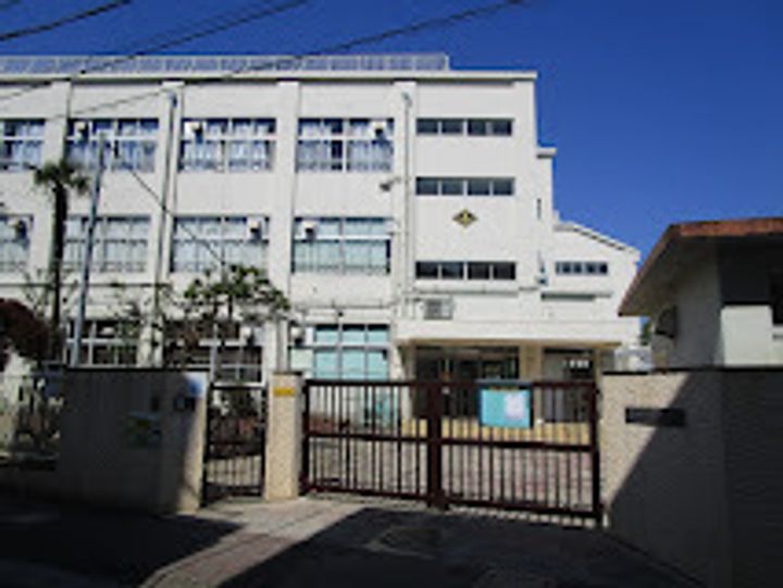 ラティエラ西蒲田302号室の周辺