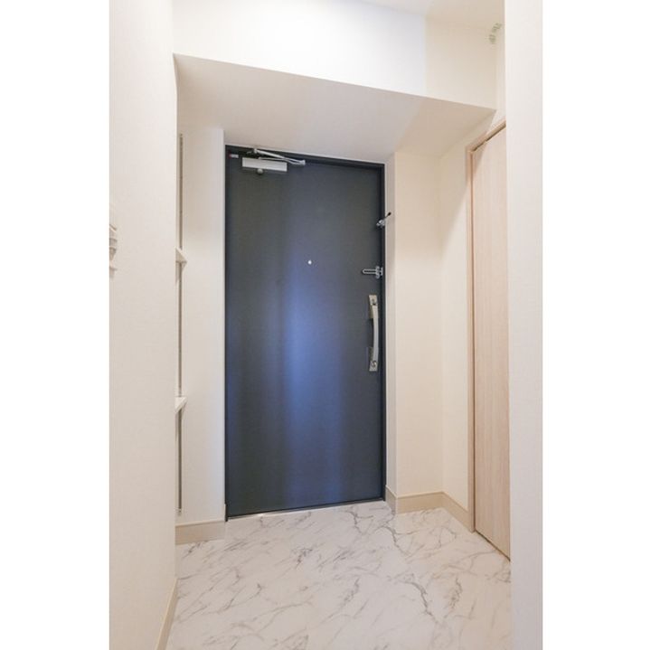 コンフォリア・リヴ豊洲キャナルの玄関