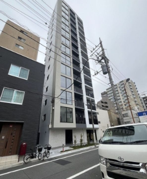 オープンブルーム入谷EASTの外観