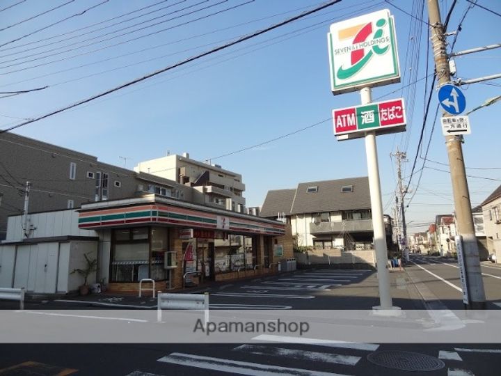 第一長谷川ビルの周辺