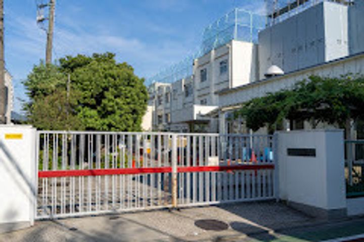 レオパレスグレース クレストⅠの周辺