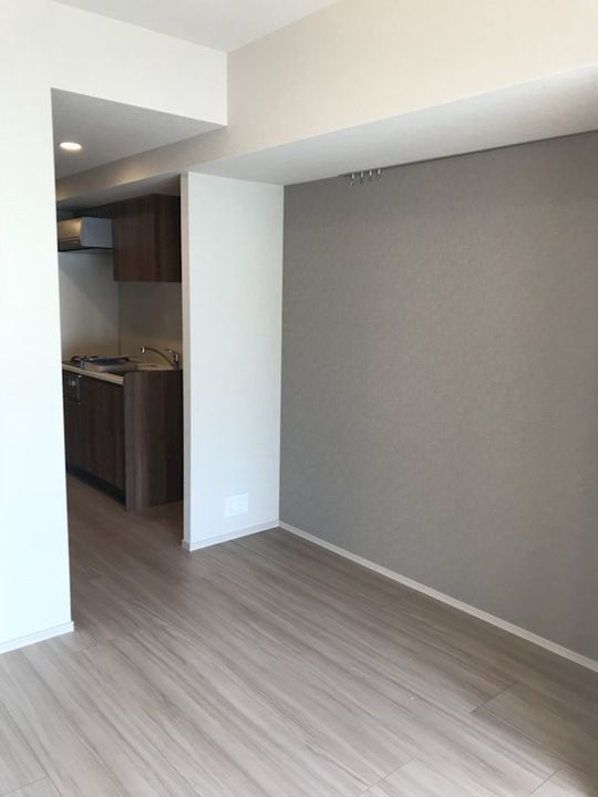 メイクスデザイン芝公園404号室の居間