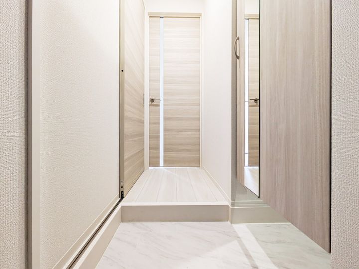 D PAINA KANNONの玄関