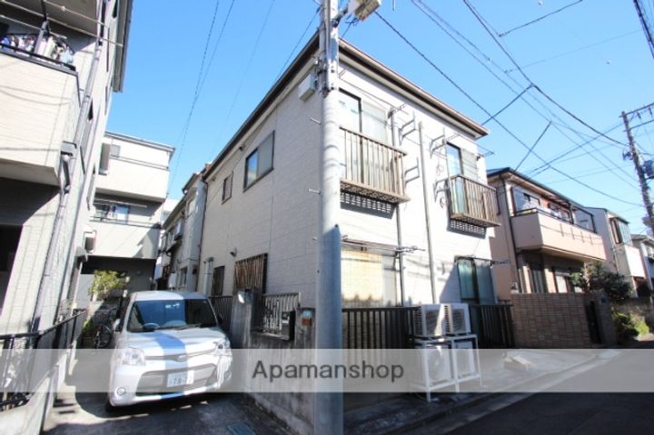 クロスハイツの外観