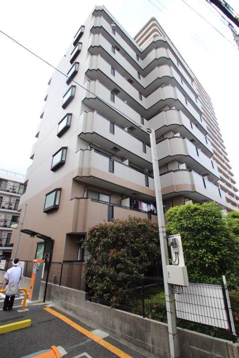 アルト・プエンテ平井の外観