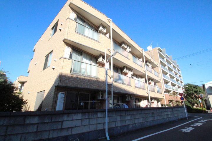 ラベンダー奥戸の外観