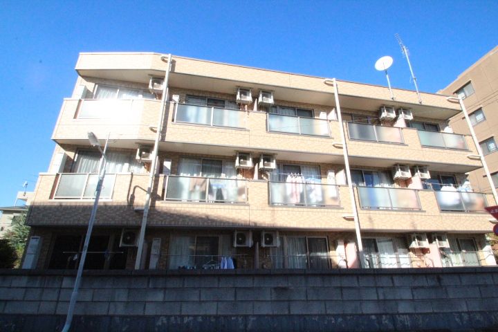 ラベンダー奥戸の外観