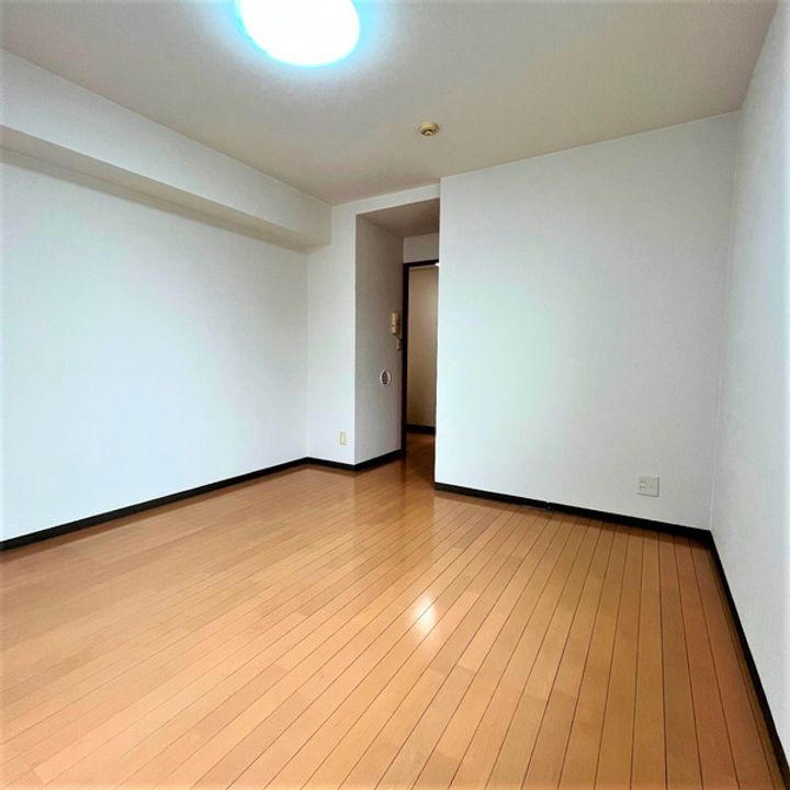 東京都江戸川区東小岩1丁目の賃貸マンションの居間