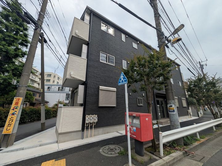 ナシオン平井301の外観