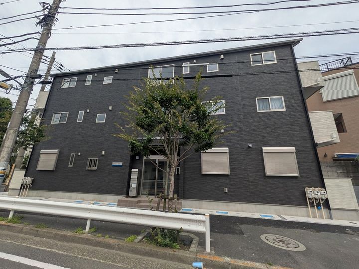 ナシオン平井301の外観