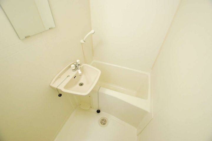 レオパレスハピネスの風呂