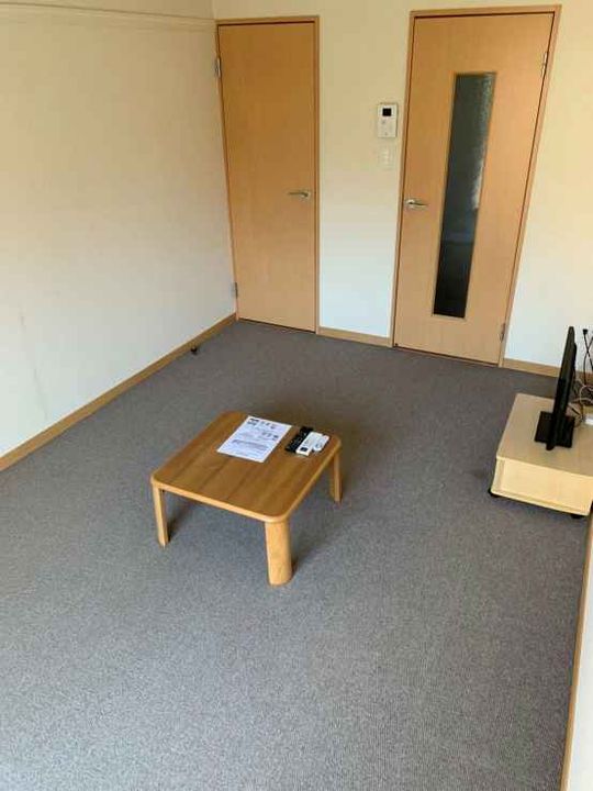 レオパレスルーブルⅡの居間